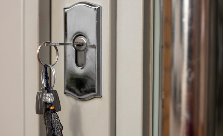 24/7 Hilfe bei Türproblemen: Wie Notdienste arbeiten